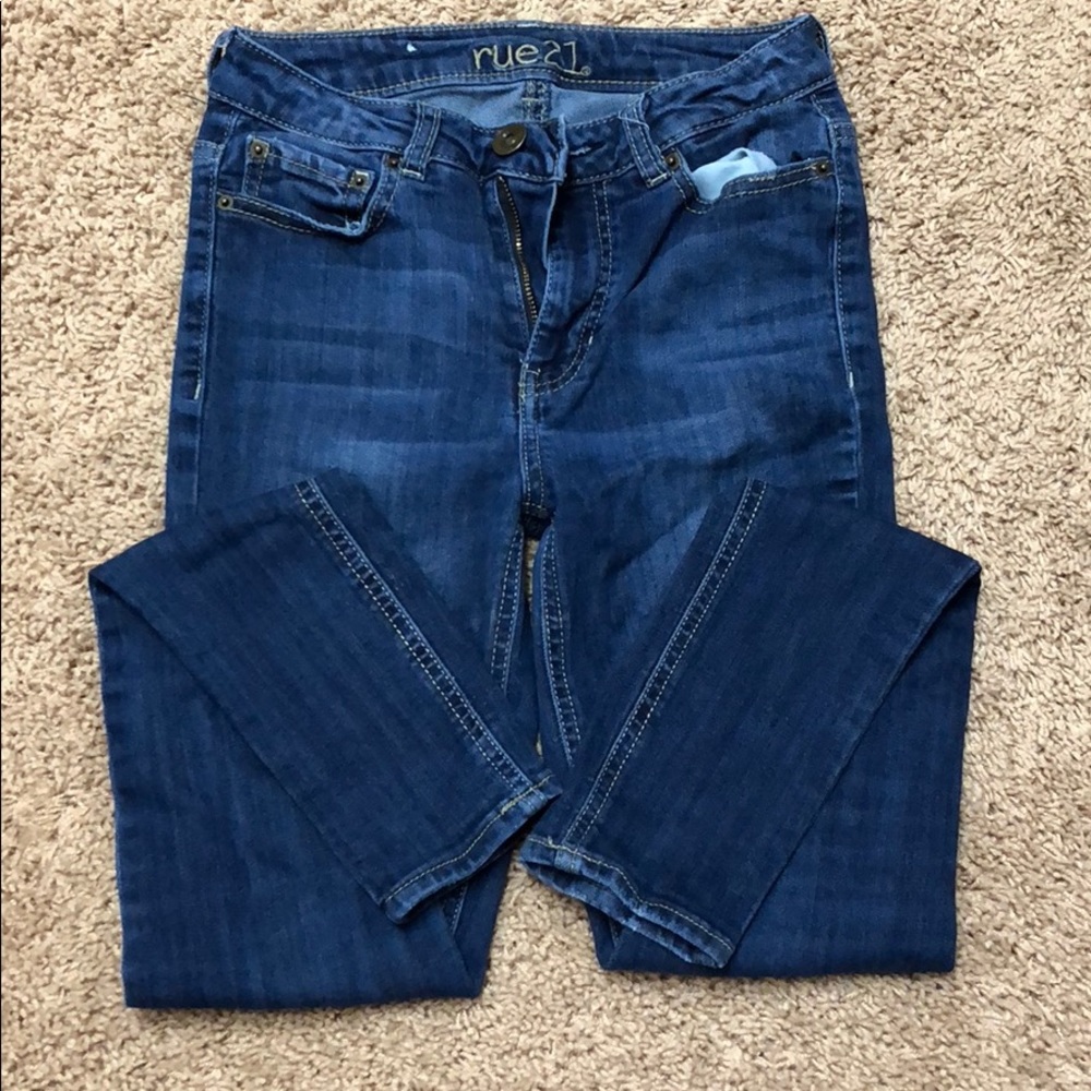 Skinny jeans